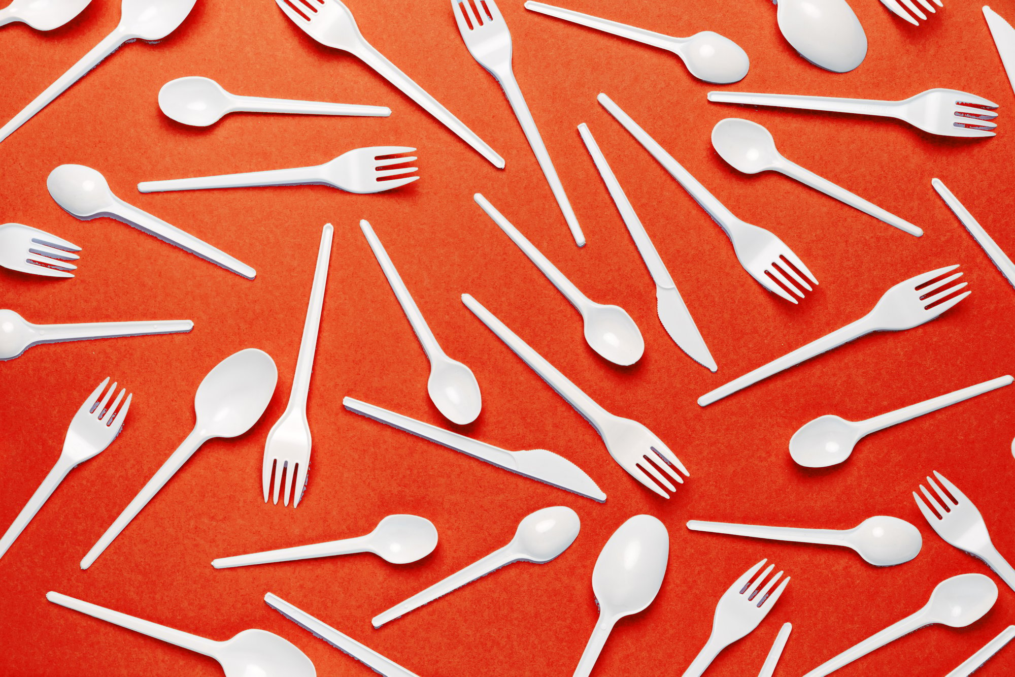 Assorted plastic cutlery